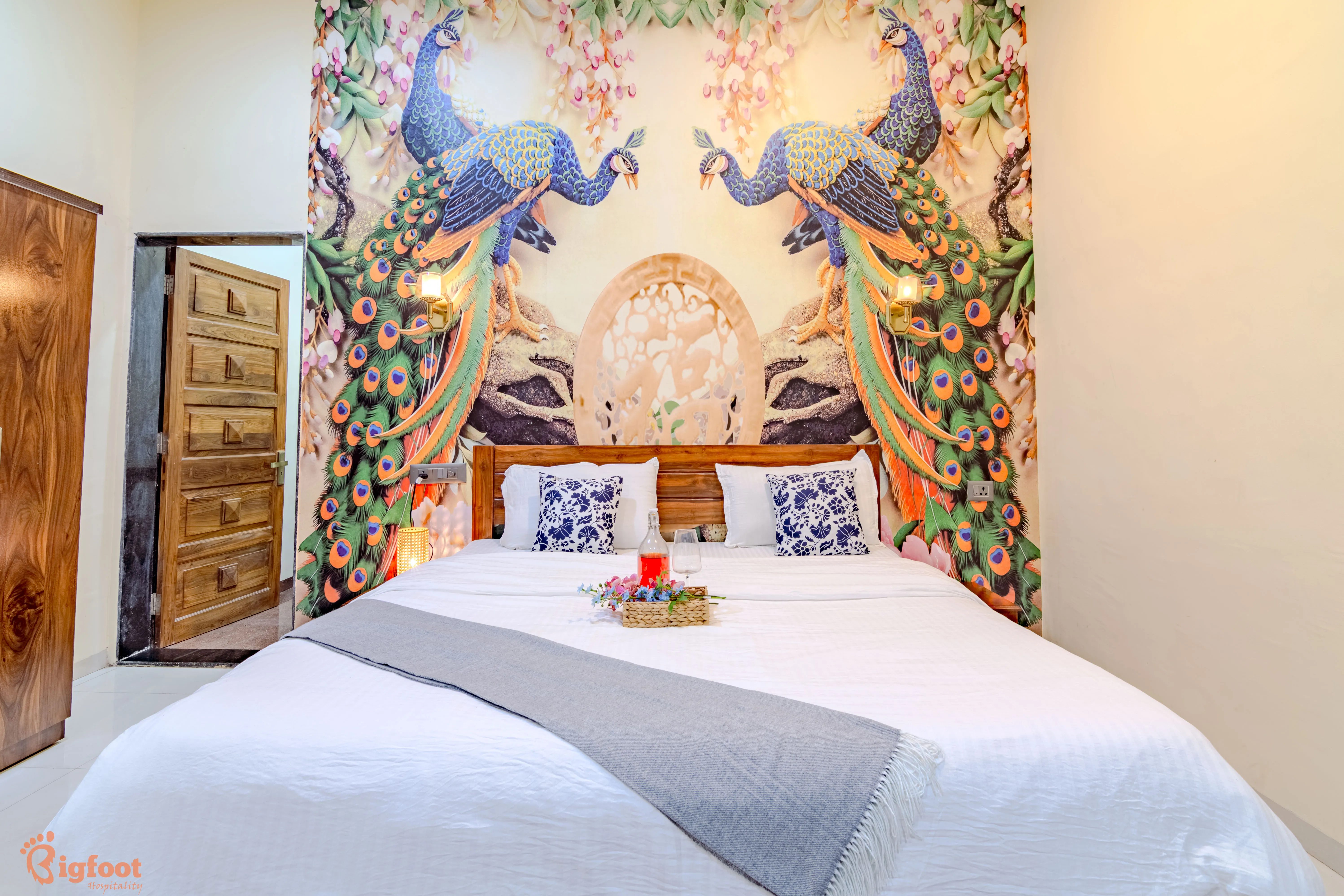 Super Deluxe Room bed